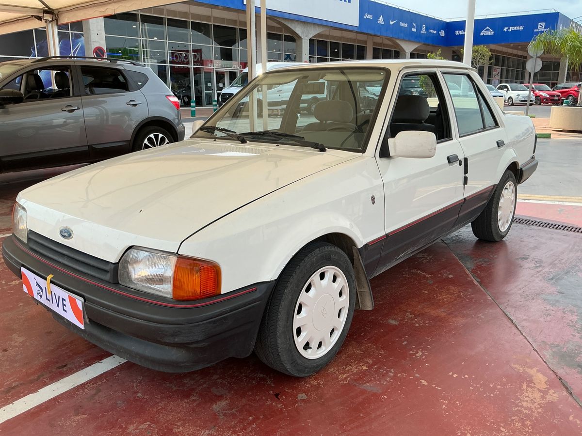 Ford Orion 1.6 Ghia