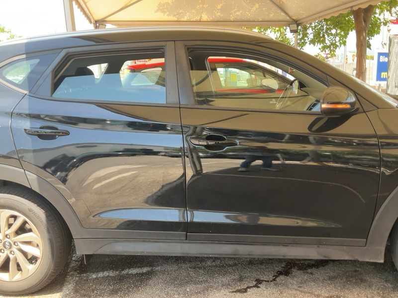 Hyundai Tucson 1.6 Link BlueDrive 2WD — zdjęcie 7