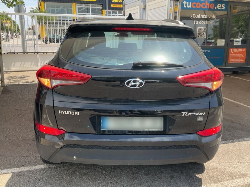 Hyundai Tucson 1.6 Link BlueDrive 2WD — zdjęcie 5
