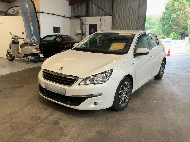 Peugeot 308 1.2 e-THP Style 2015 – снимка 1