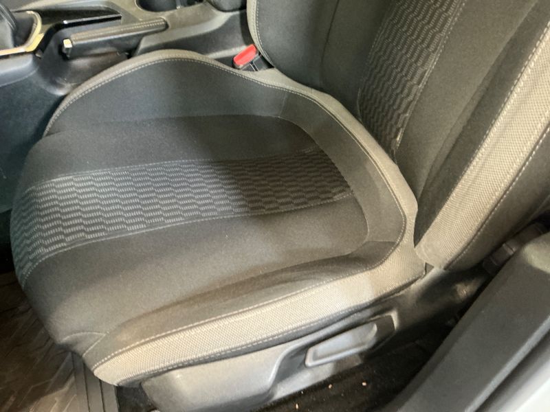 Peugeot 308 1.2 e-THP Style 2015 – снимка 22