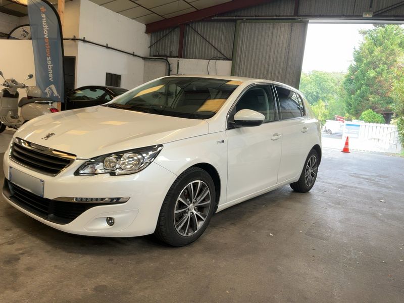 Peugeot 308 1.2 e-THP Style 2015 – снимка 2