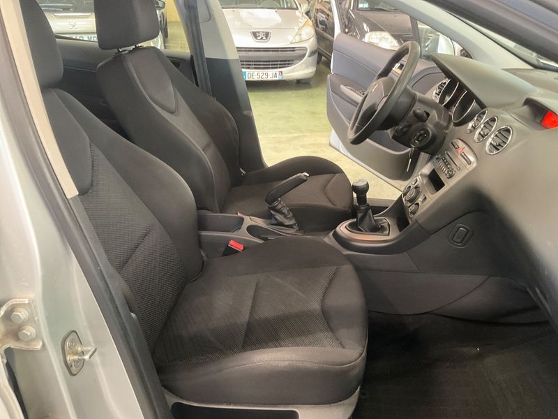 Peugeot 308 1.6 HDi Style 2010 – снимка 3
