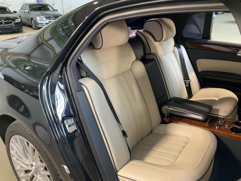 Volkswagen Phaeton 3.0 V6 TDI 4Motion — zdjęcie 14