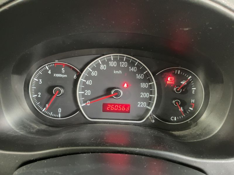 Suzuki SX4 1.9 DDiS Club — zdjęcie 13