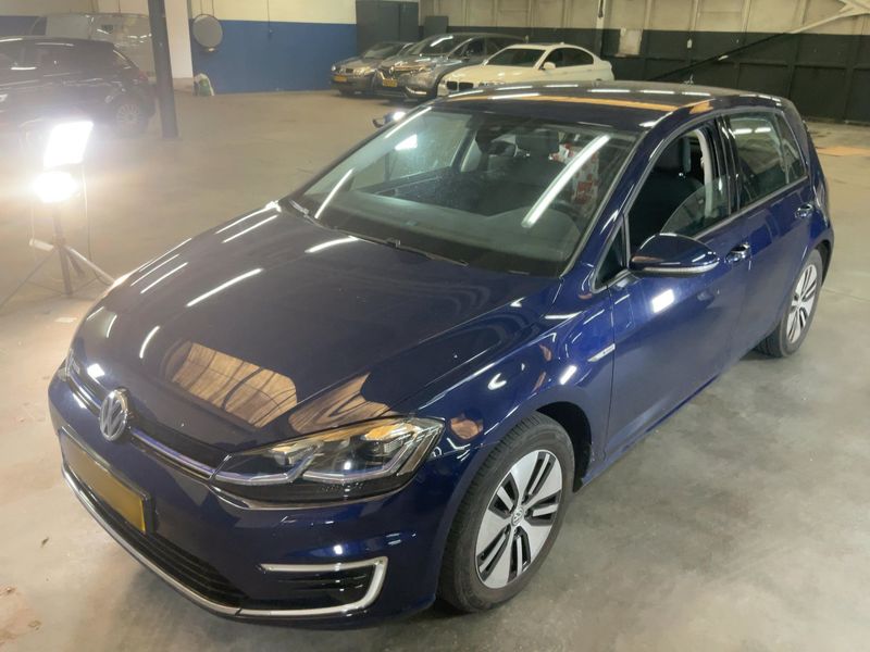 Volkswagen e-Golf VII electric drive 100 kW