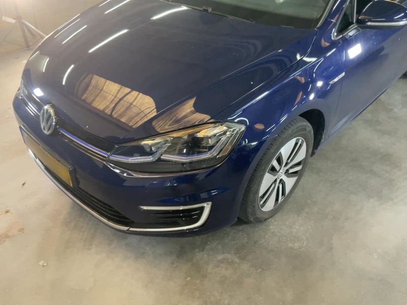 Volkswagen e-Golf VII electric drive 100 kW — zdjęcie 2