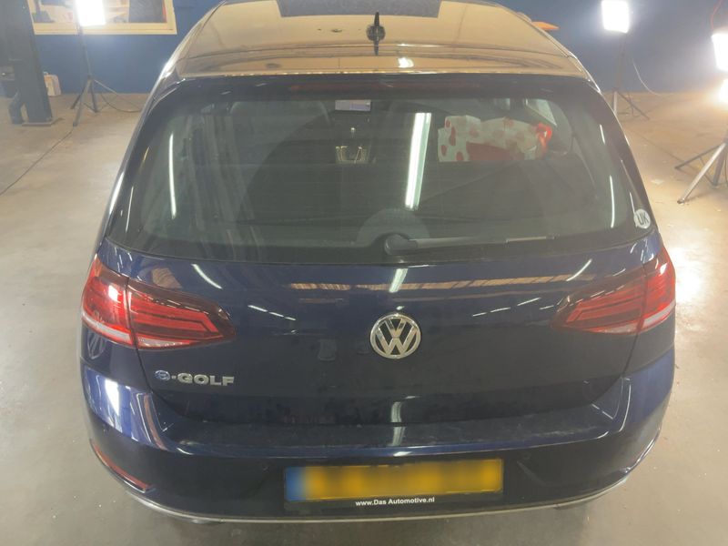 Volkswagen e-Golf VII electric drive 100 kW — zdjęcie 5