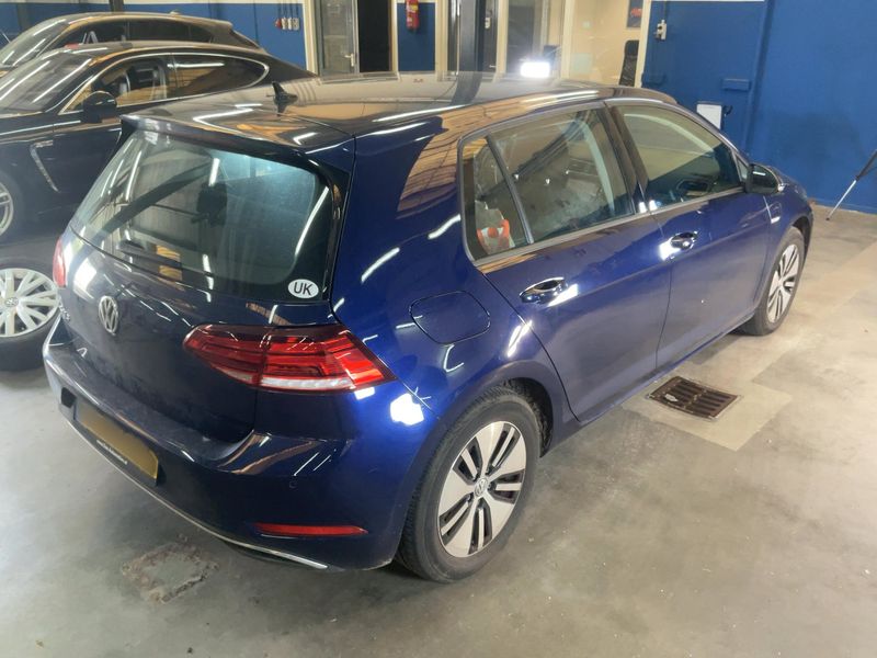 Volkswagen e-Golf VII electric drive 100 kW — zdjęcie 6