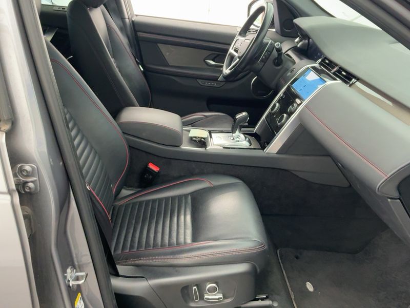 Land Rover Discovery Sport P300e Hybrid SE AWD — zdjęcie 11