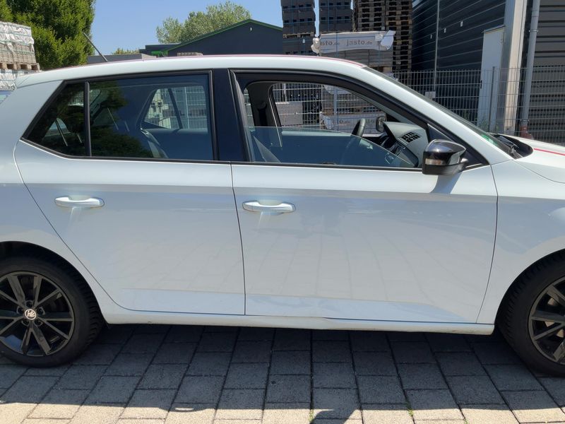 Skoda Fabia 1.0 MPI Red & Grey — zdjęcie 7