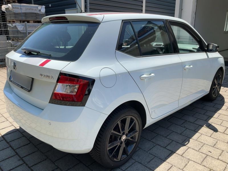 Skoda Fabia 1.0 MPI Red & Grey — zdjęcie 6