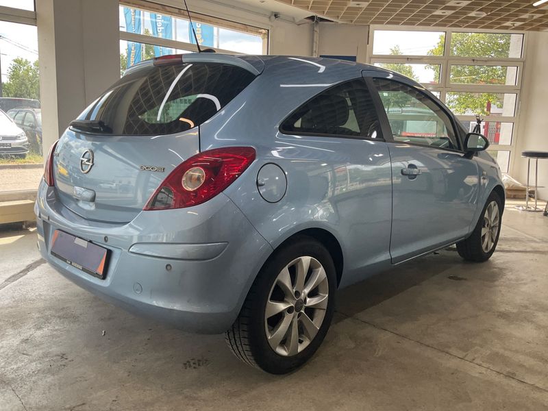 Opel Corsa 1.2 LPG Active — zdjęcie 2