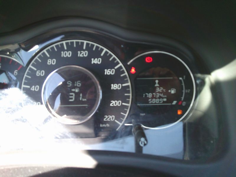 Nissan Note 1.5 dCi Acenta — zdjęcie 12