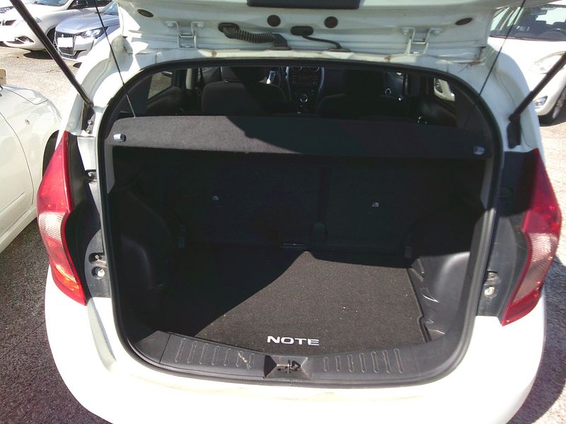 Nissan Note 1.5 dCi Acenta — zdjęcie 9
