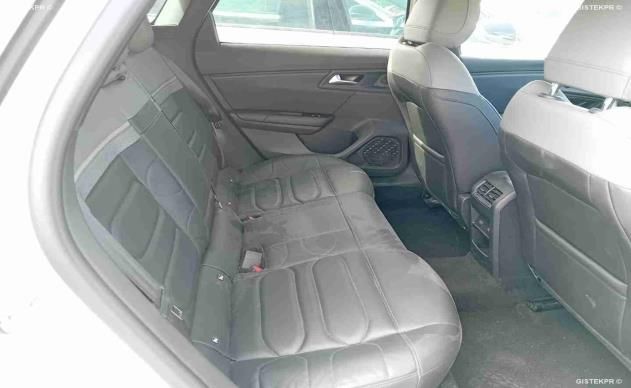 Citroen C5 X 1.6 Plug-in Hybrid Shine — zdjęcie 12
