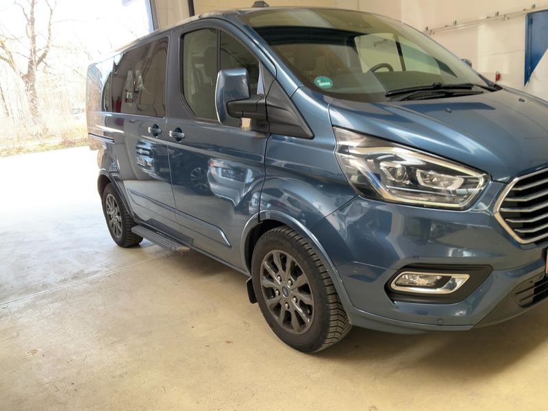 Ford Tourneo Custom 2.0 TDCi 320 L1 Tourneo Titanium X — zdjęcie 8