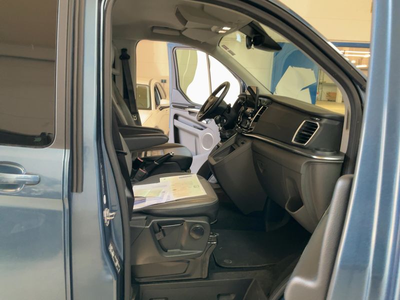 Ford Tourneo Custom 2.0 TDCi 320 L1 Tourneo Titanium X — zdjęcie 11