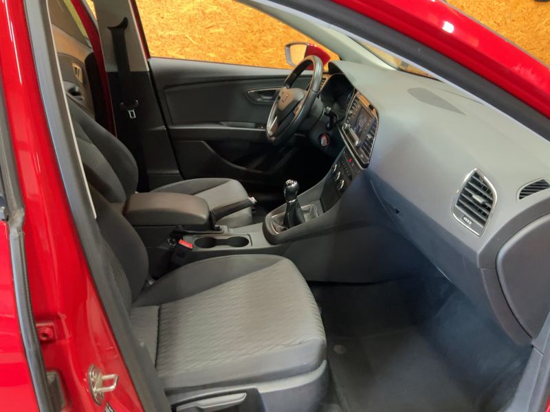 Seat Leon 2.0 TDI Style — zdjęcie 11