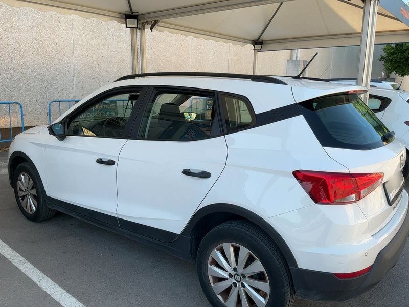 Seat Arona 1.6 TDI Reference Plus — zdjęcie 3
