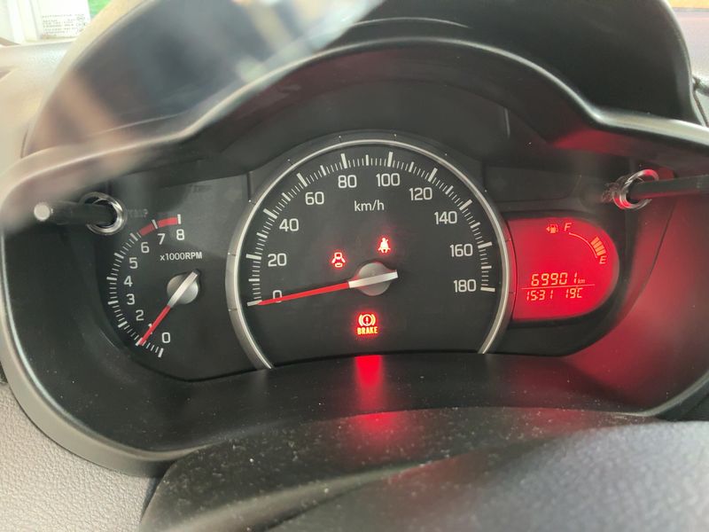 Suzuki Celerio 1.0 DualJet Club — zdjęcie 13