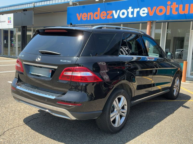 Mercedes-Benz M-Klasse ML 250 CDI BlueTEC — zdjęcie 6