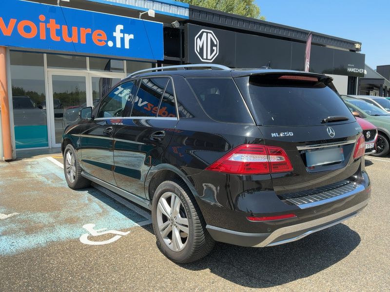 Mercedes-Benz M-Klasse ML 250 CDI BlueTEC — zdjęcie 3