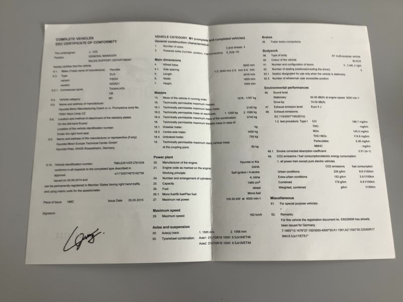 Hyundai ix35 2.0 CRDi Finale AWD — zdjęcie 16