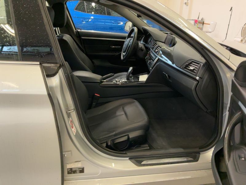 BMW 4er 420d Gran Coupé xDrive Luxury Line — zdjęcie 11