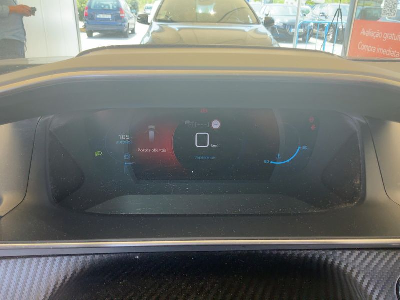 Peugeot 2008 1.2 PureTech GT — zdjęcie 13