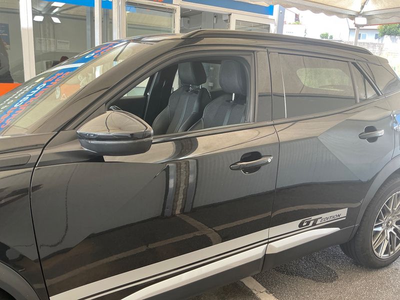 Peugeot 2008 1.2 PureTech GT — zdjęcie 4
