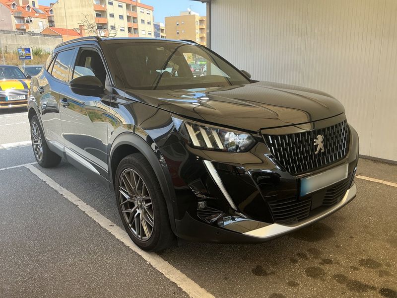 Peugeot 2008 1.2 PureTech GT — zdjęcie 8