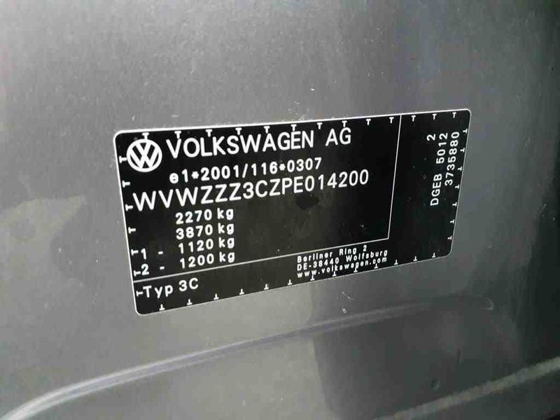 Volkswagen Passat 1.4 GTE — zdjęcie 19