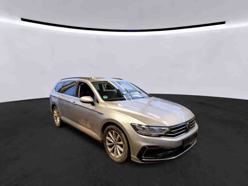 Volkswagen Passat 1.4 GTE — zdjęcie 15