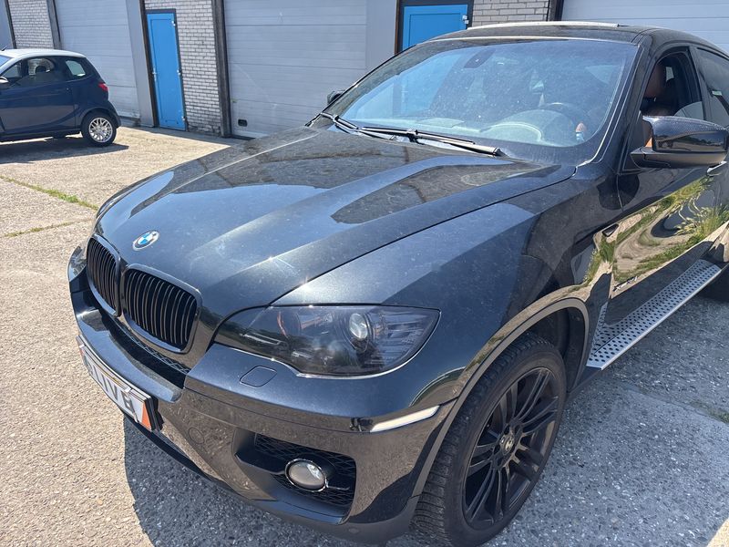 BMW X6 xDrive 35i — zdjęcie 2