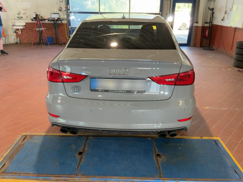 Audi S3 2.0 TFSI quattro — zdjęcie 5