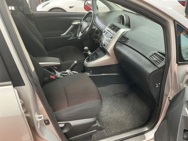 Toyota Verso 1.6 Edition — zdjęcie 3