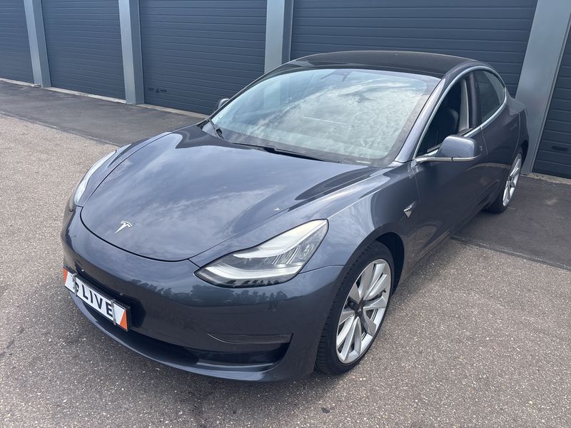 Tesla Model 3 Long Range Dual Long Range Dual AWD — zdjęcie 2