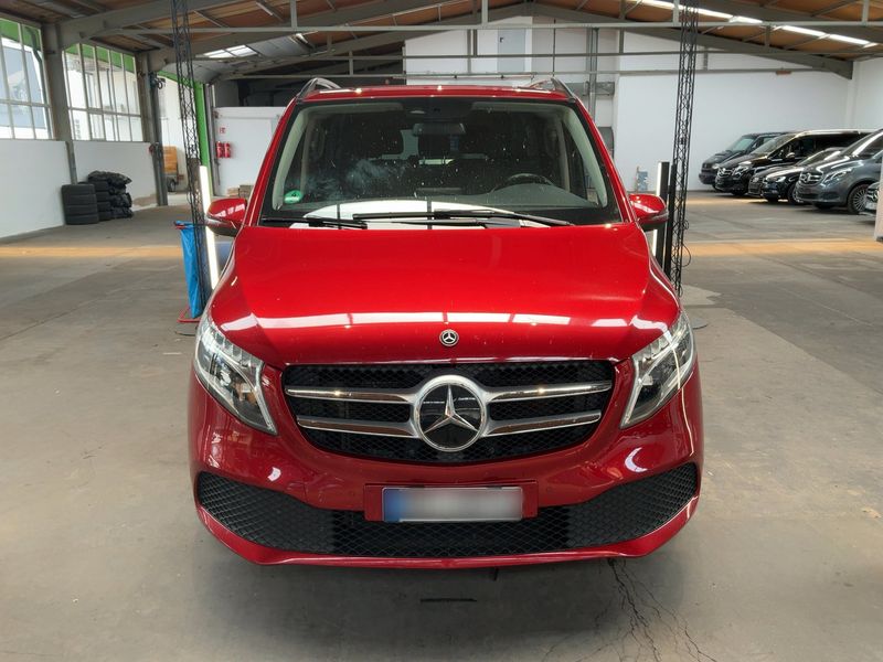 Mercedes-Benz V-Klasse V 220 d EDITION lang — zdjęcie 9