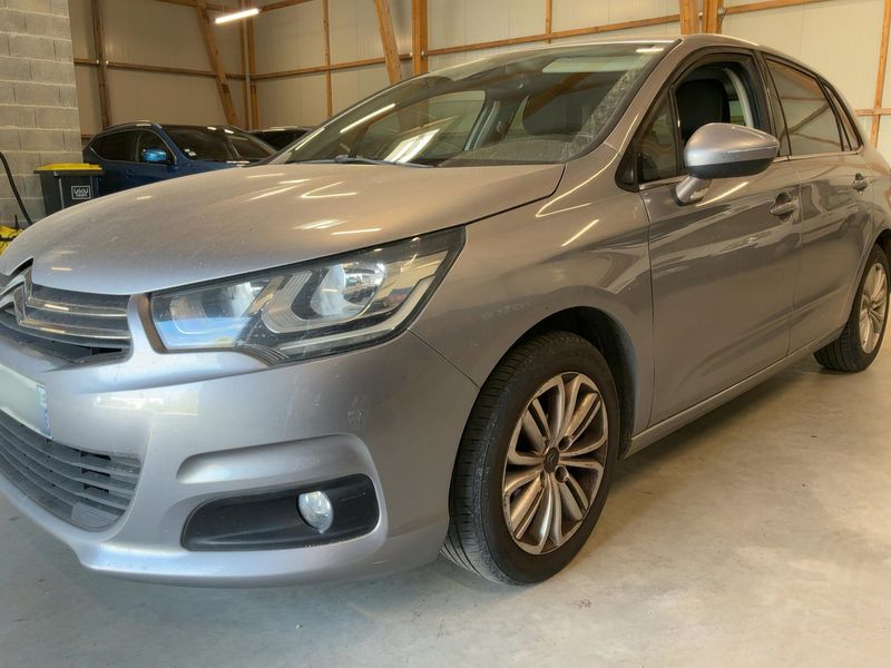 Citroen C4 1.6 Blue-HDi Millenium Business — zdjęcie 2