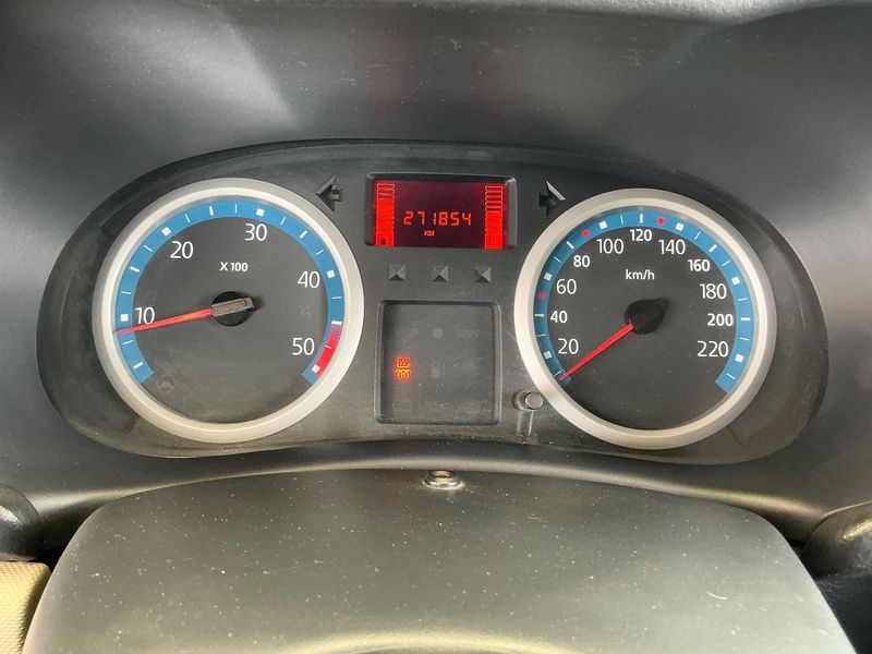 Renault Clio 1.5 dCi Tech-Run — zdjęcie 13