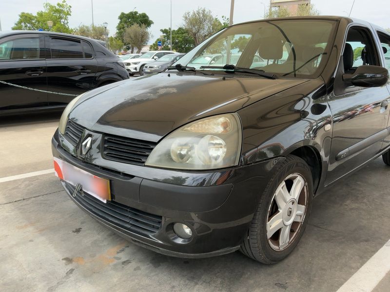Renault Clio 1.5 dCi Tech-Run — zdjęcie 2