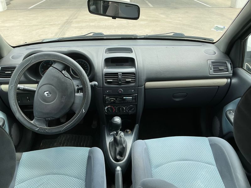 Renault Clio 1.5 dCi Tech-Run — zdjęcie 12
