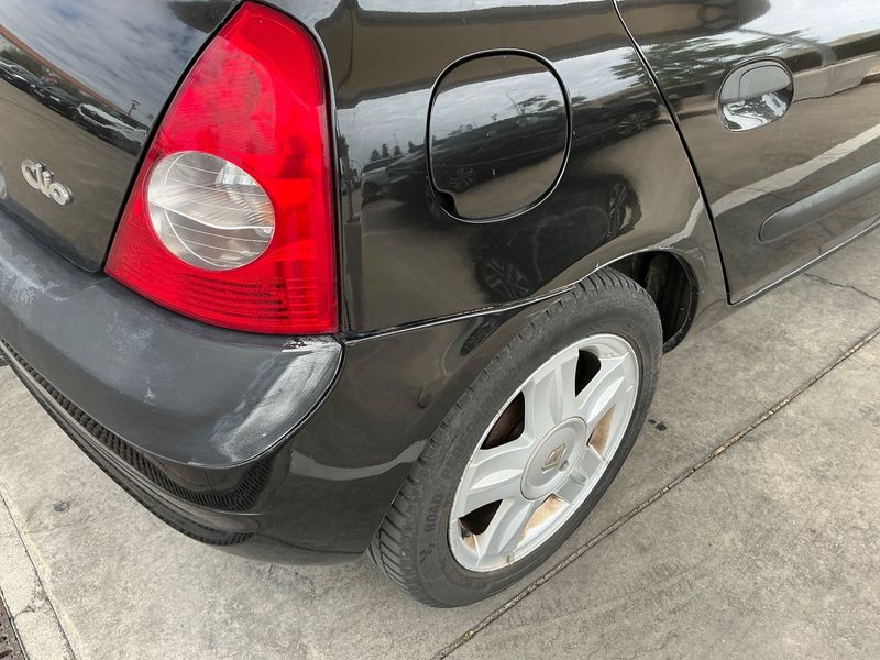 Renault Clio 1.5 dCi Tech-Run 2005 – снимка 39