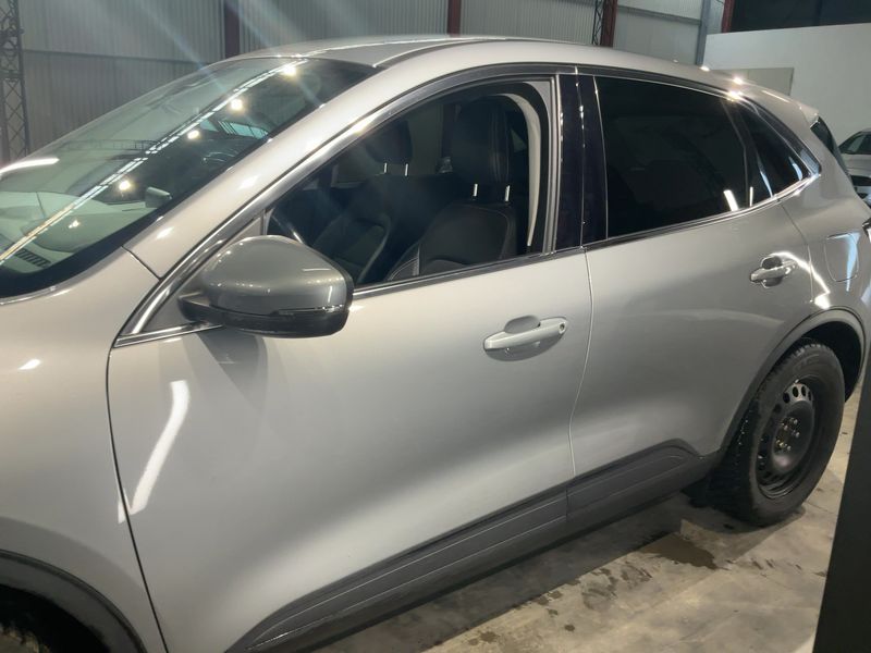 Ford Kuga 1.5 EcoBoost Titanium X — zdjęcie 4
