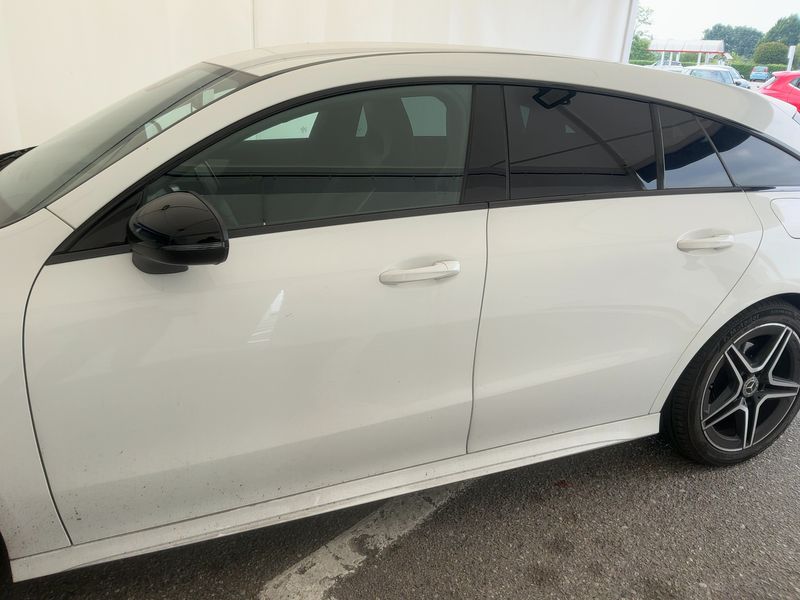 Mercedes-Benz CLA-Klasse CLA 200 d Shooting Brake AMG Line — zdjęcie 4
