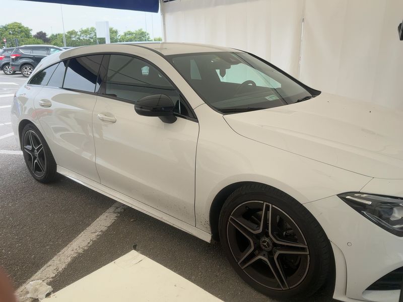 Mercedes-Benz CLA-Klasse CLA 200 d Shooting Brake AMG Line — zdjęcie 8