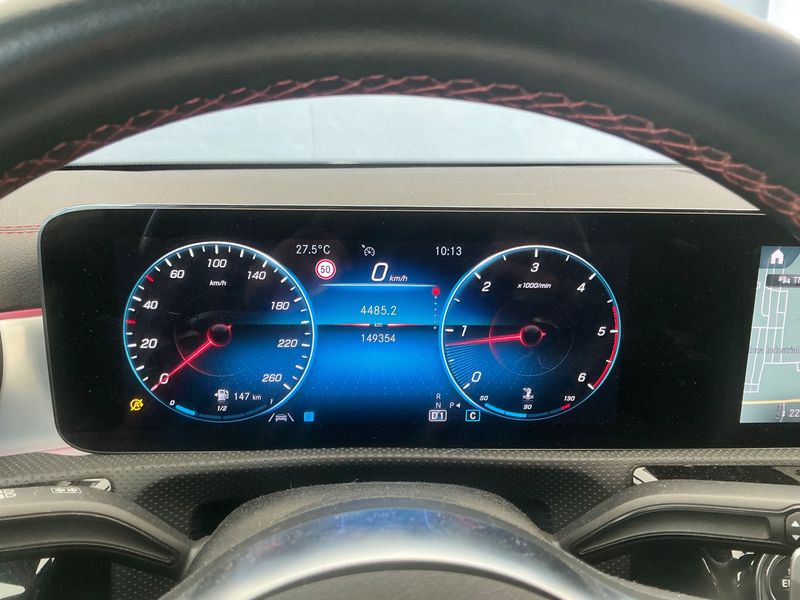 Mercedes-Benz CLA-Klasse CLA 200 d Shooting Brake AMG Line — zdjęcie 13