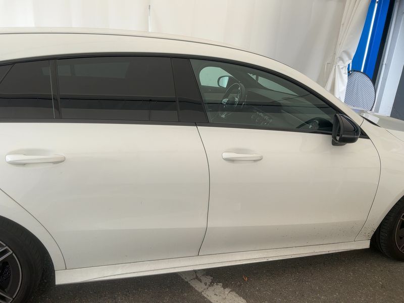 Mercedes-Benz CLA-Klasse CLA 200 d Shooting Brake AMG Line — zdjęcie 7