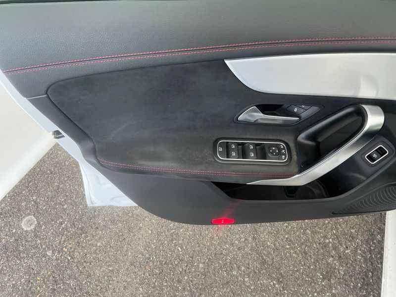 Mercedes-Benz CLA-Klasse CLA 200 d Shooting Brake AMG Line 2022 – снимка 21
